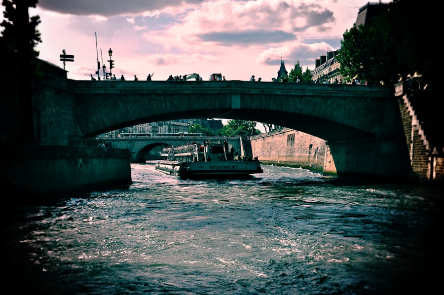 seine river tour paris