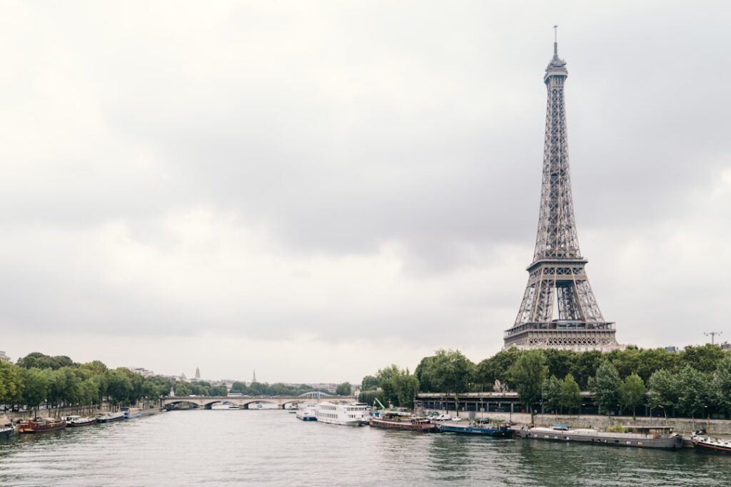 Photo Eiffel Tower