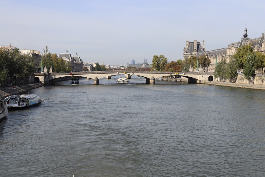 Photo seine river tour paris