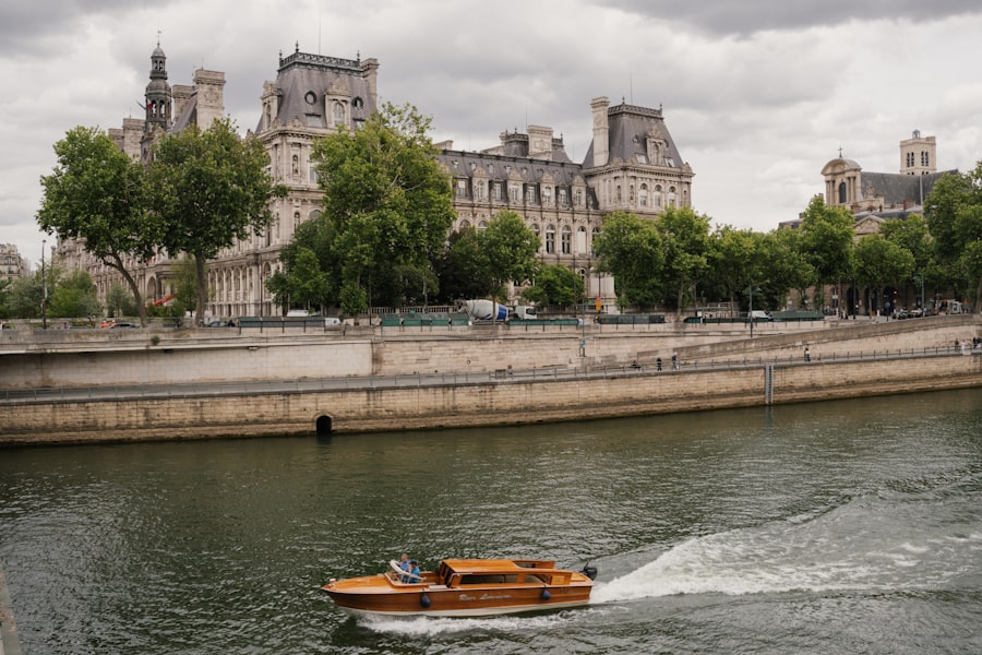 Photo boat ride paris france