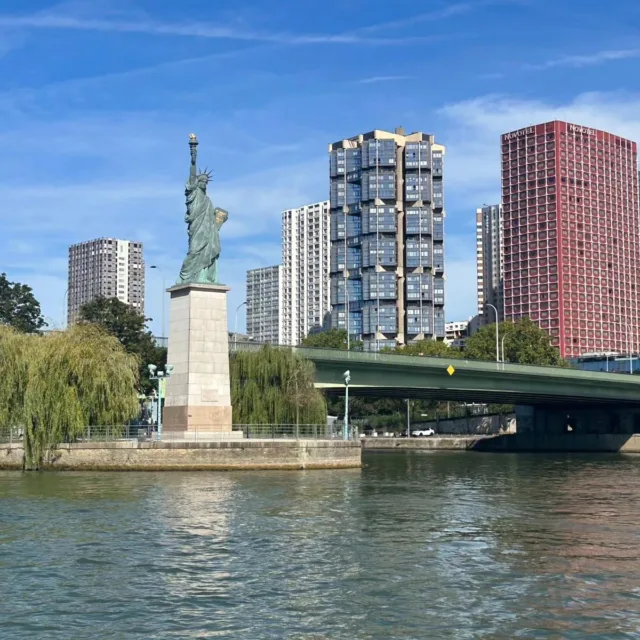 O captain ! My captain ! ✨✨☀️☀️ 
Our skipper is ready to pick you up for a lovely cruise with boatinparis.fr

Book with us !! ❤️❤️

#river #pariscruise #privateboat #seinecruise #paris2024 #parislovers #parisianstyle